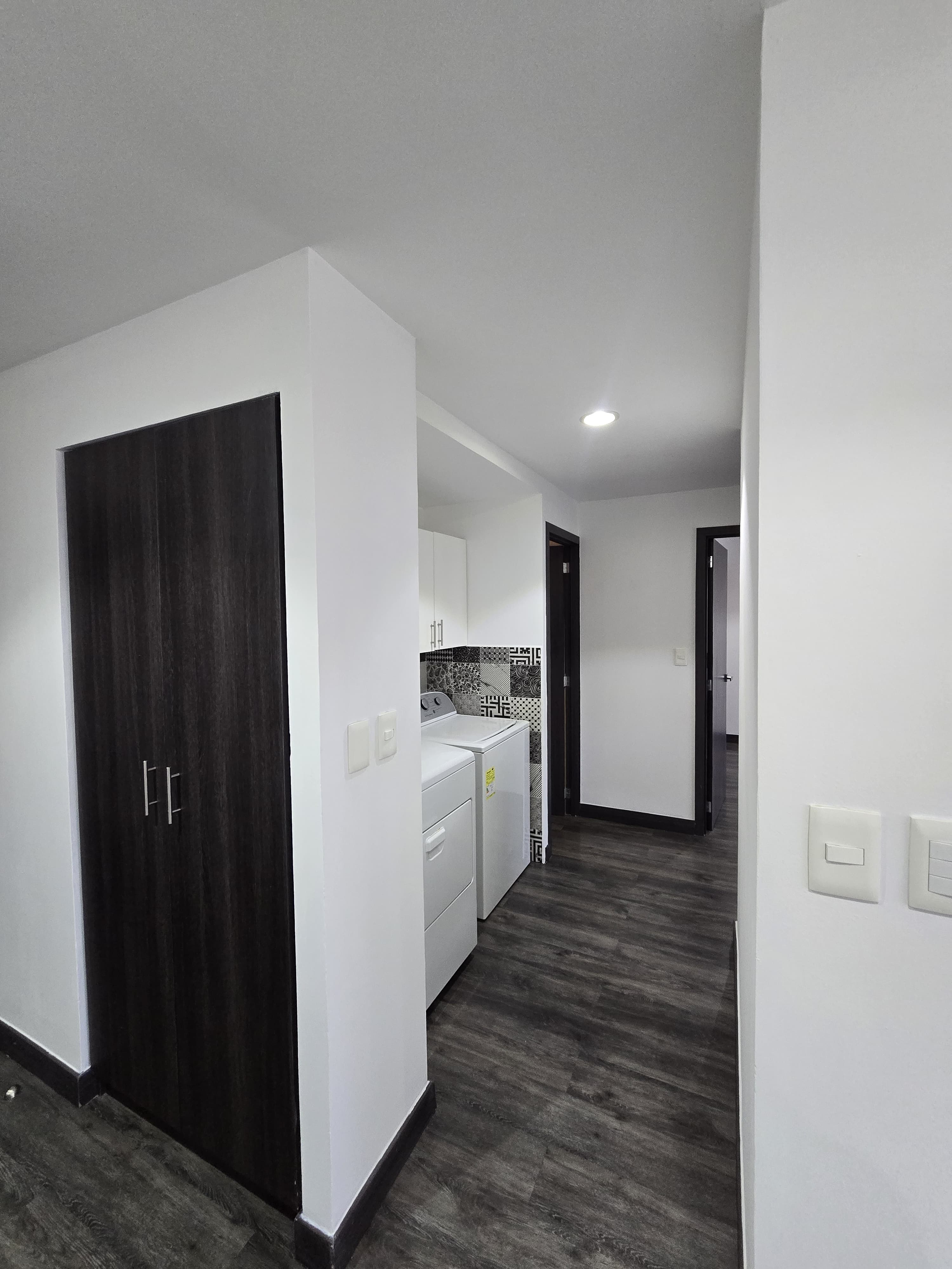 Remodelación y Acabados de Apartamento - Fotografía